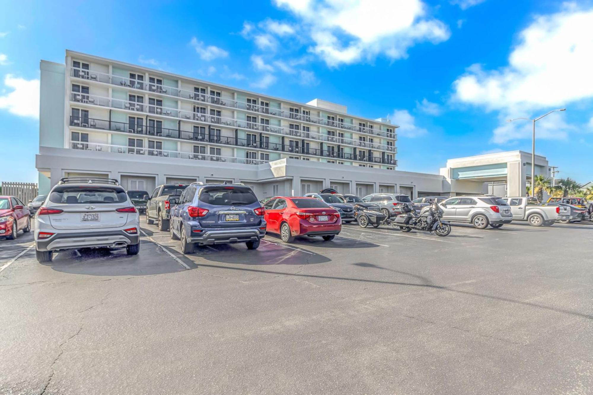 Holiday Inn Resort Oceanfront At Surfside Beach By Ihg Екстериор снимка