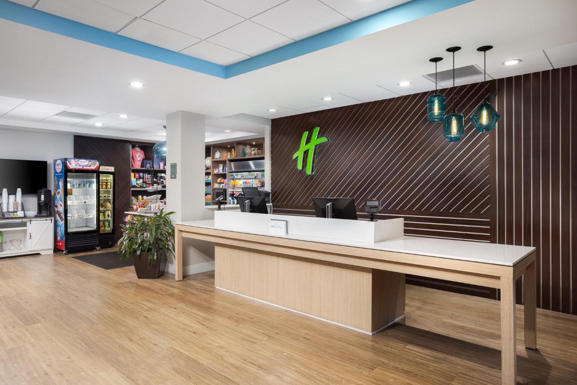 Holiday Inn Resort Oceanfront At Surfside Beach By Ihg Екстериор снимка