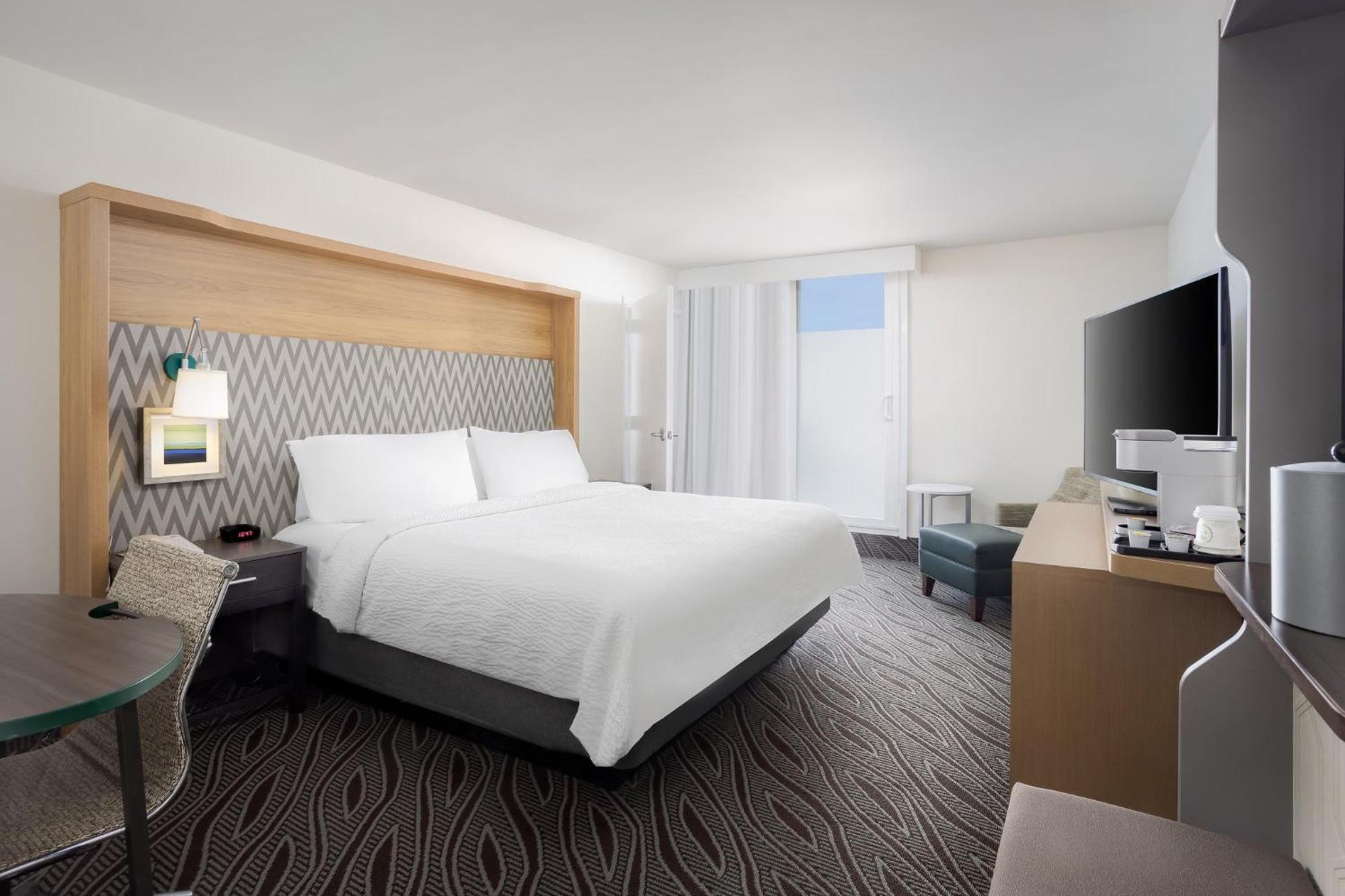 Holiday Inn Resort Oceanfront At Surfside Beach By Ihg Екстериор снимка